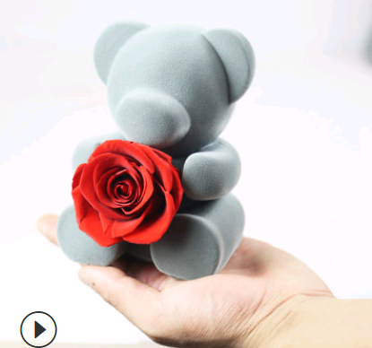 Rose Bear Gift with a Sweet Bear-and-Flower Presentation