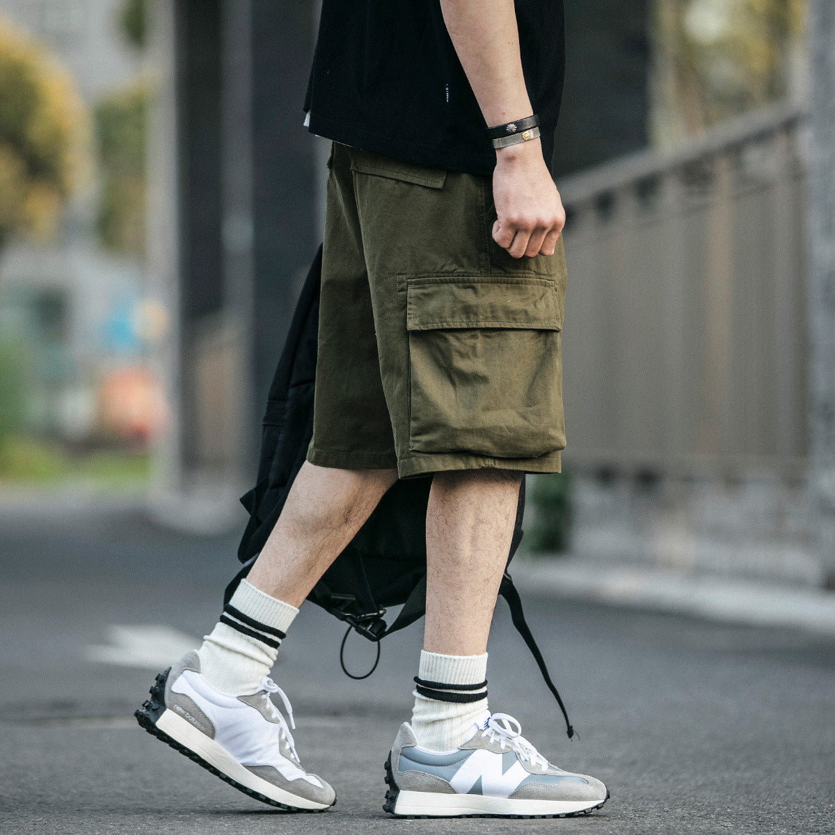Multi-Pocket Cargo Shorts in Khaki or Army Green