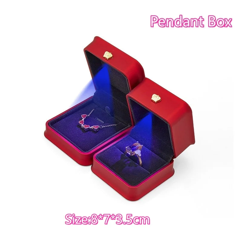 Illuminate Your Moments with the LED Light Necklace Gift Box – Velvet Jewelry Presentation Case