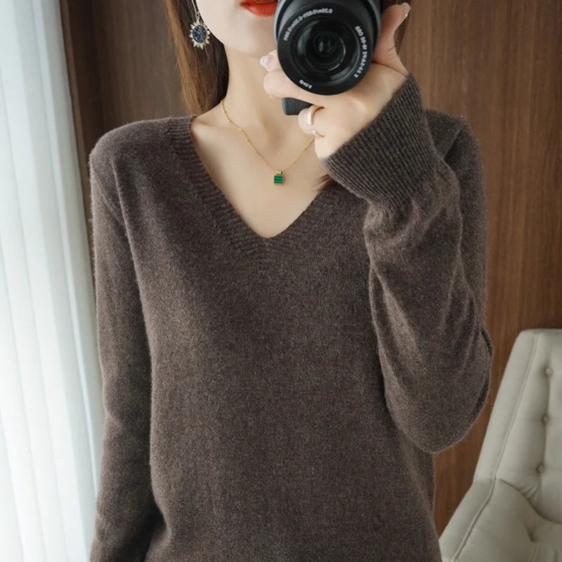 Luxurious Cashmere V-neck Pullover Sweater - Embrace Comfort in Style