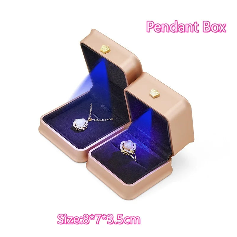 Illuminate Your Moments with the LED Light Necklace Gift Box – Velvet Jewelry Presentation Case