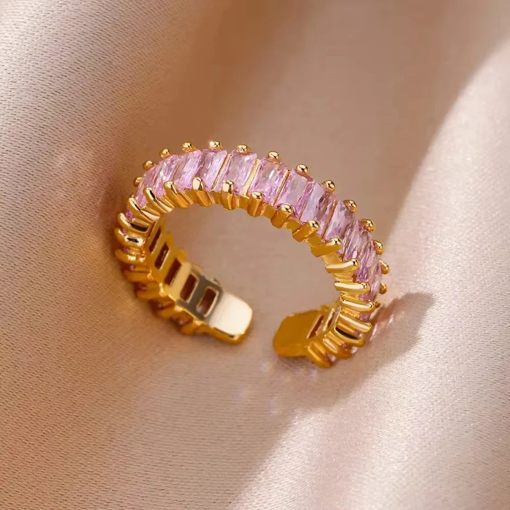 Elegant Colorful Heart Zircon Ring - Luxury Gold Plated Design for Every Occasion
