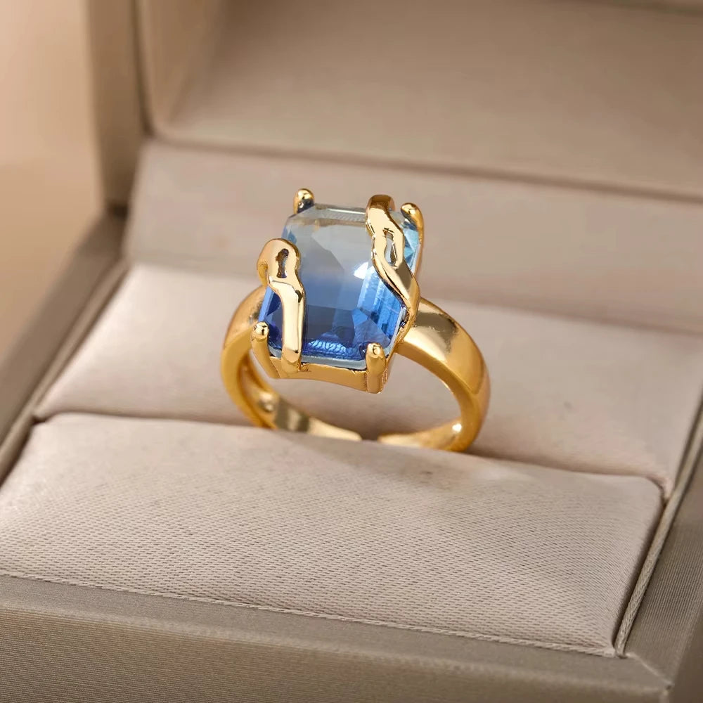 Elegant Colorful Heart Zircon Ring - Luxury Gold Plated Design for Every Occasion
